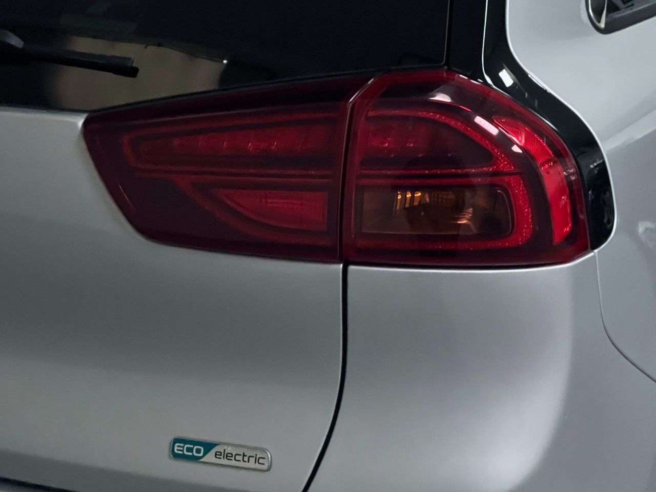 2021 KIA NIRO 2021 KIA NIRO