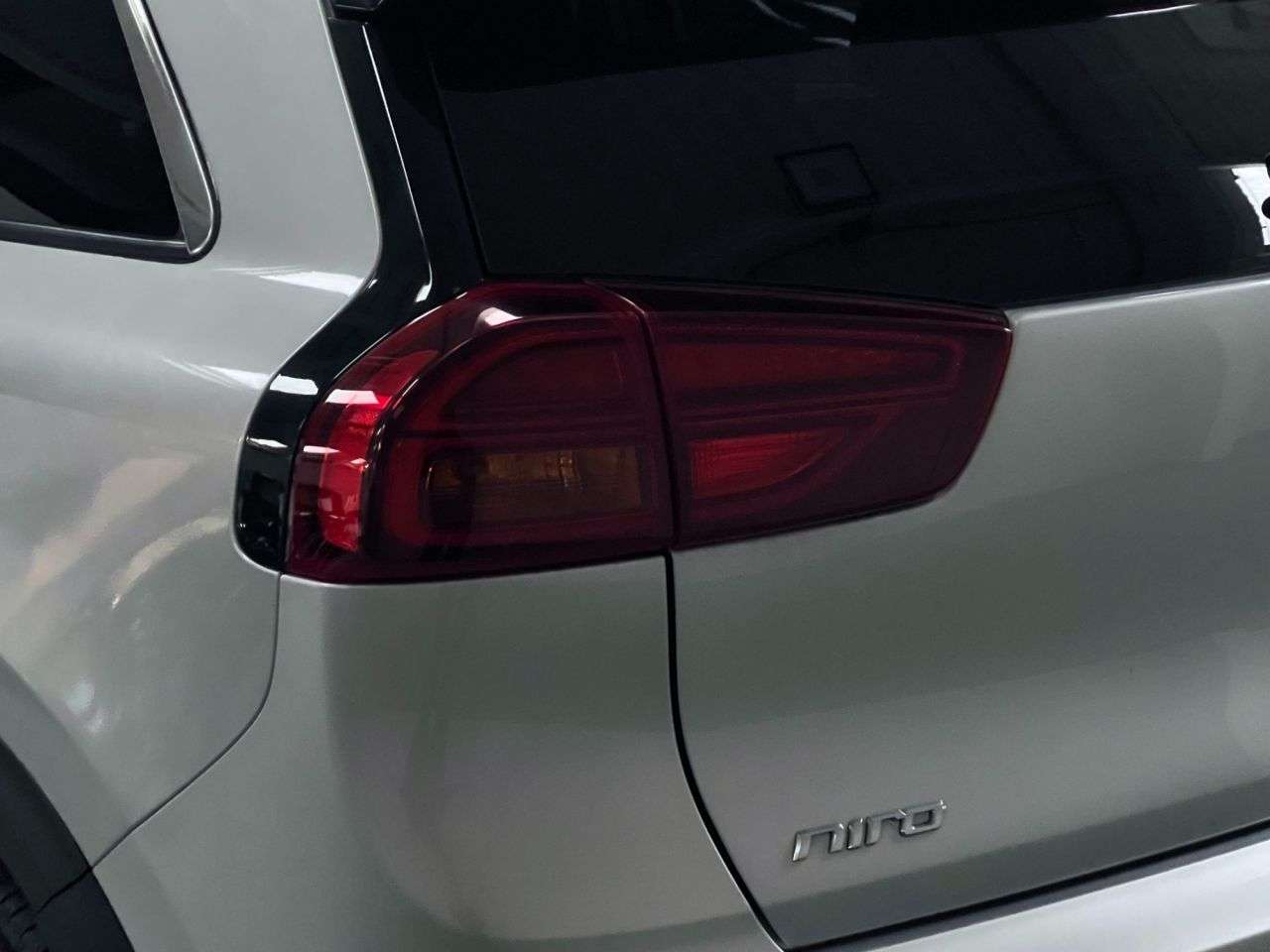 2021 KIA NIRO 2021 KIA NIRO