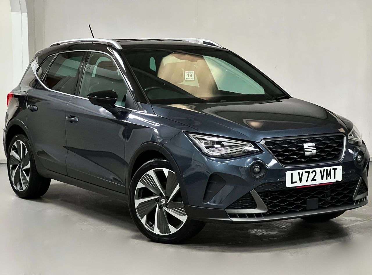A 2022 SEAT ARONA 1.0 TSI FR Edition SUV 5dr Petrol Manual Euro 6 (s/s) (110 ps) A 2022 SEAT ARONA 1.0 TSI FR Edition SUV 5dr Petrol Manual Euro 6 (s/s) (110 ps)