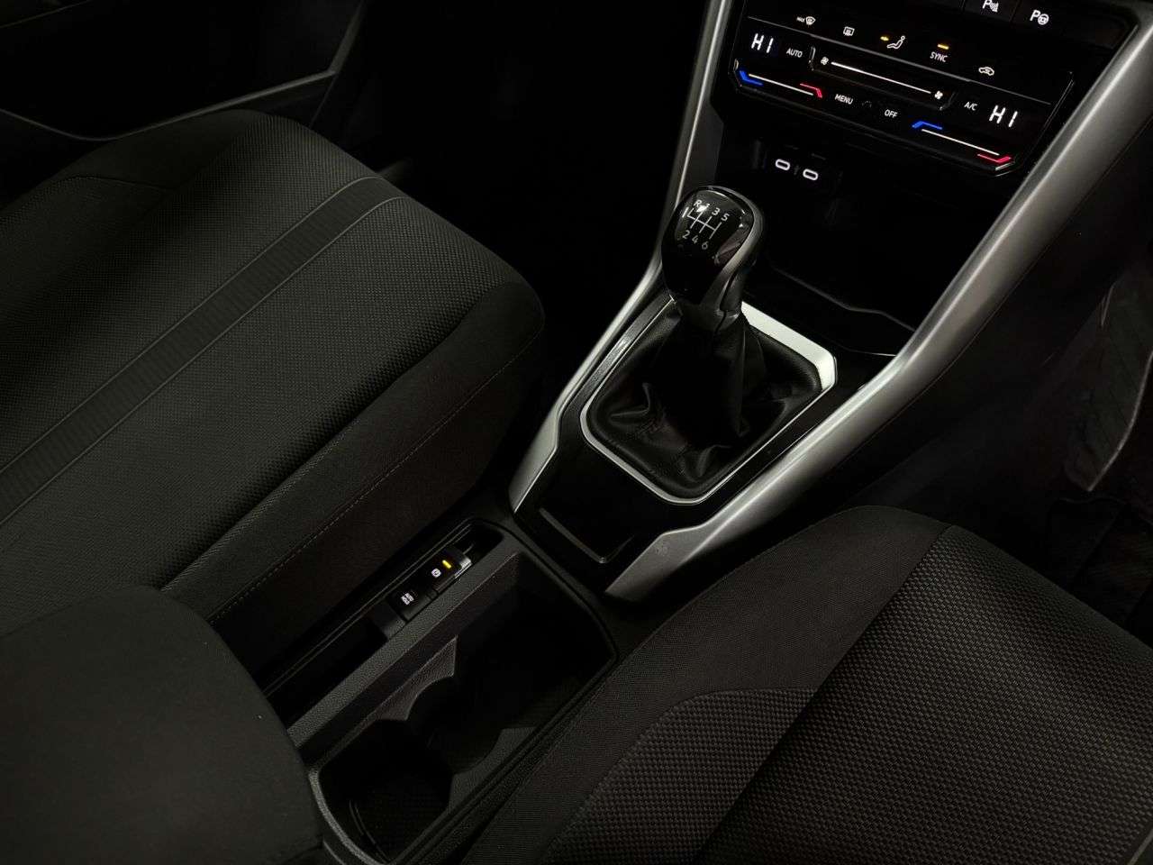 2022 VOLKSWAGEN T-ROC 2022 VOLKSWAGEN T-ROC