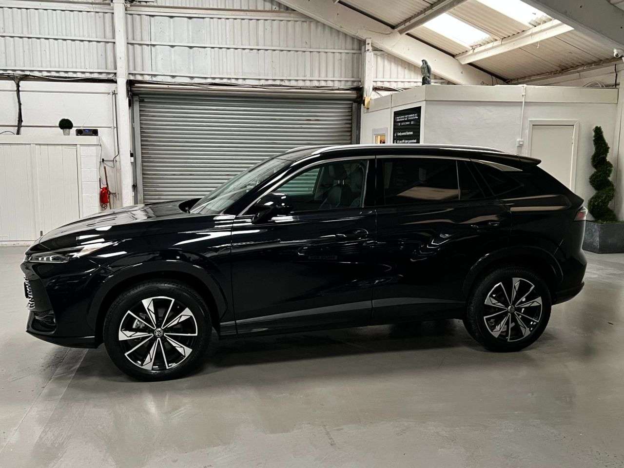 2024 MG MG HS 2024 MG MG HS