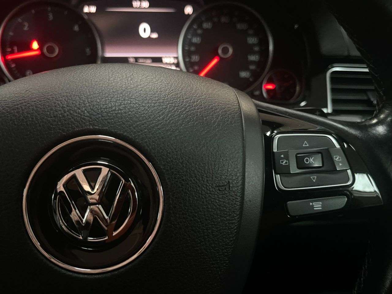 2016 VOLKSWAGEN TOUAREG 2016 VOLKSWAGEN TOUAREG