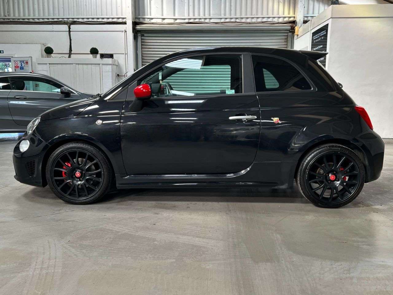 2022 ABARTH 595 2022 ABARTH 595