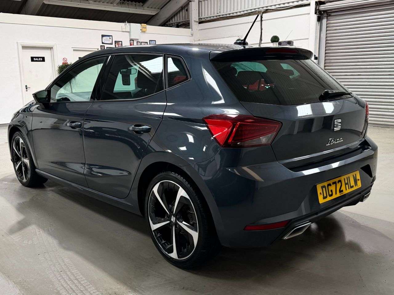 A 2023 SEAT IBIZA 1.0 TSI FR Sport Hatchback 5dr Petrol Manual Euro 6 (s/s) (110 ps) A 2023 SEAT IBIZA 1.0 TSI FR Sport Hatchback 5dr Petrol Manual Euro 6 (s/s) (110 ps)