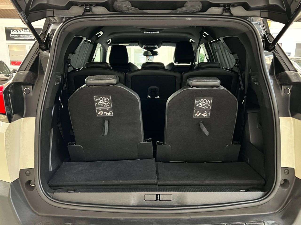 2020 PEUGEOT 5008 2020 PEUGEOT 5008