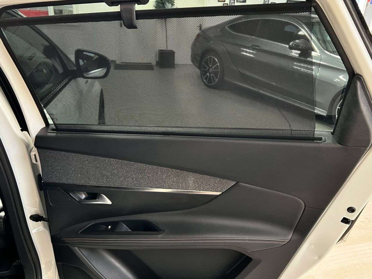 2020 PEUGEOT 5008 2020 PEUGEOT 5008