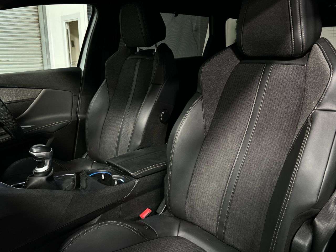 2020 PEUGEOT 5008 2020 PEUGEOT 5008