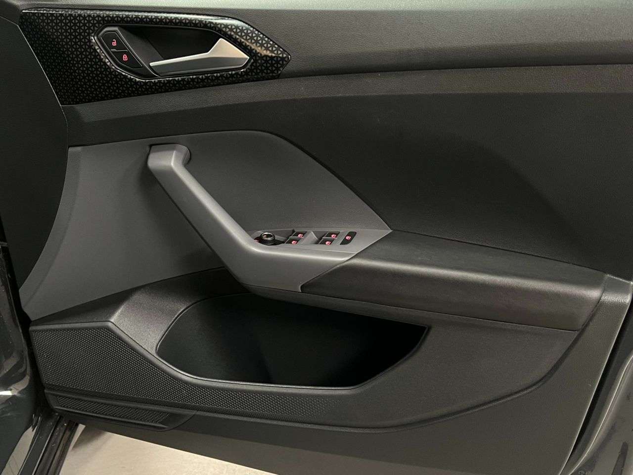 2021 VOLKSWAGEN T-CROSS 2021 VOLKSWAGEN T-CROSS