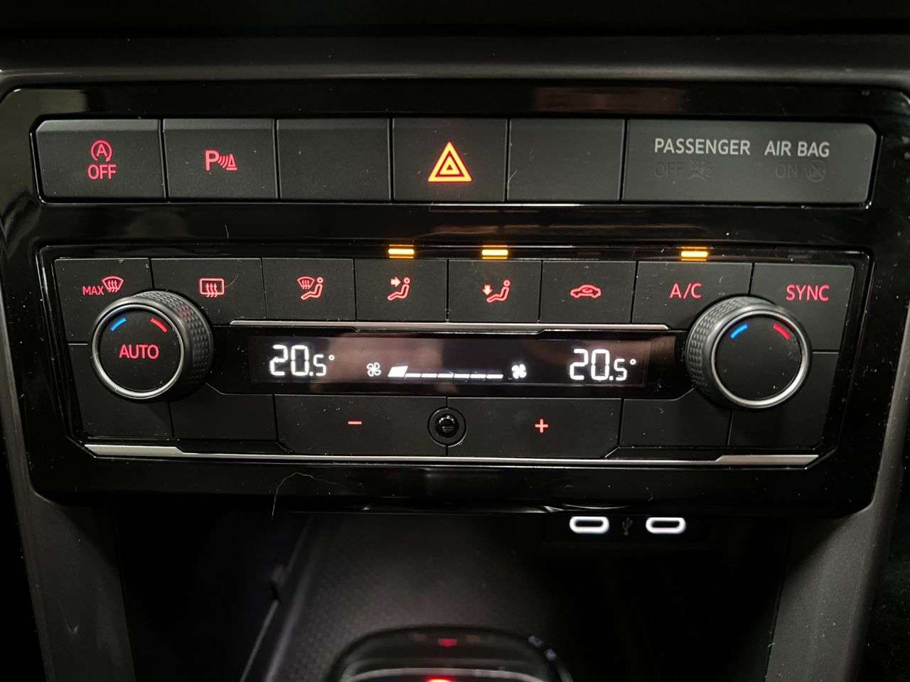 2021 VOLKSWAGEN T-CROSS 2021 VOLKSWAGEN T-CROSS