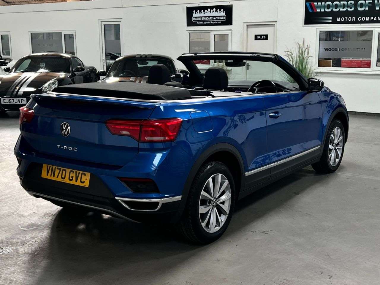 2020 VOLKSWAGEN T-ROC 2020 VOLKSWAGEN T-ROC