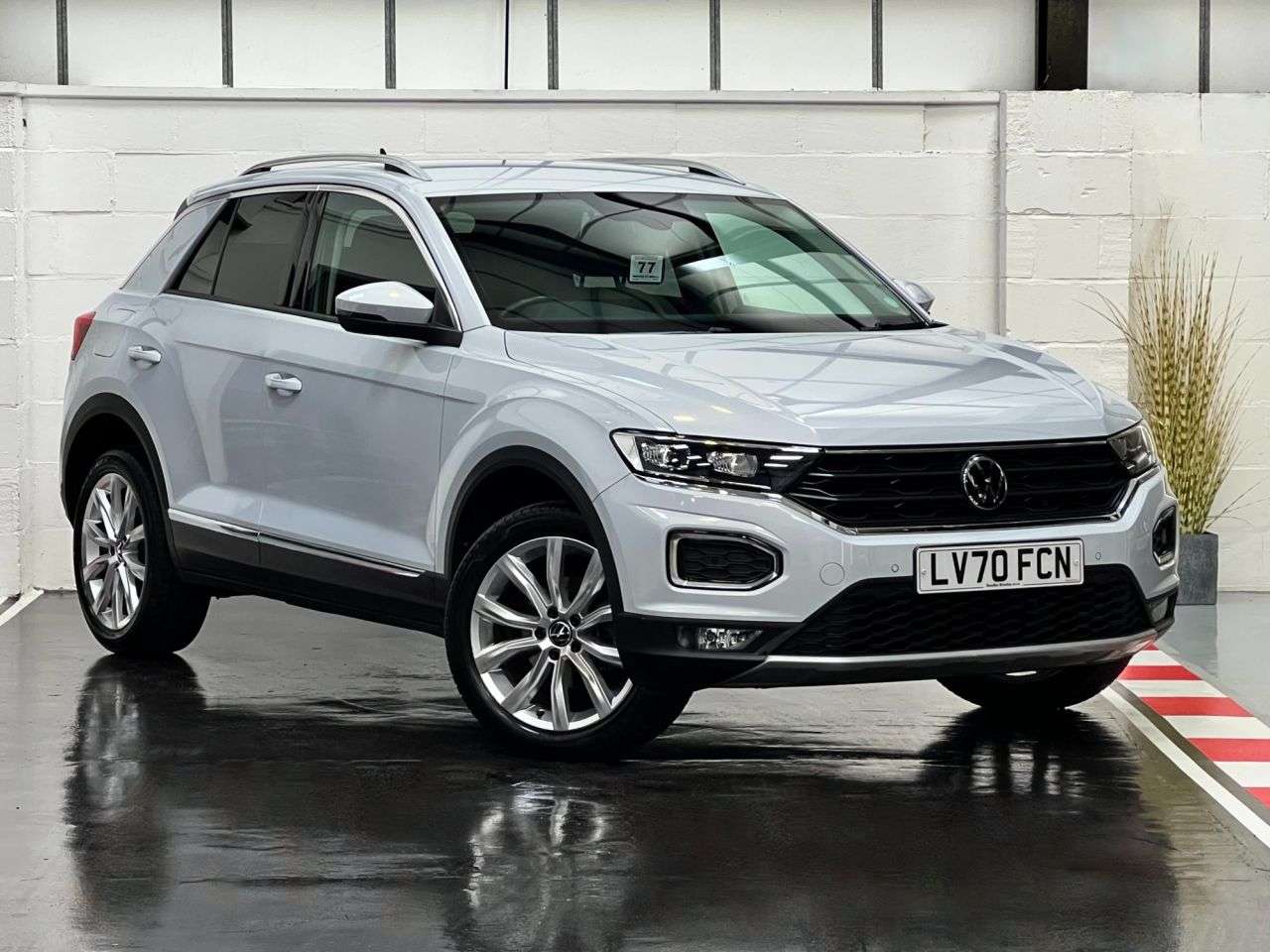A 2021 VOLKSWAGEN T-ROC 1.5 TSI GPF EVO SEL SUV 5dr Petrol DSG Euro 6 (s/s) (150 ps) A 2021 VOLKSWAGEN T-ROC 1.5 TSI GPF EVO SEL SUV 5dr Petrol DSG Euro 6 (s/s) (150 ps)