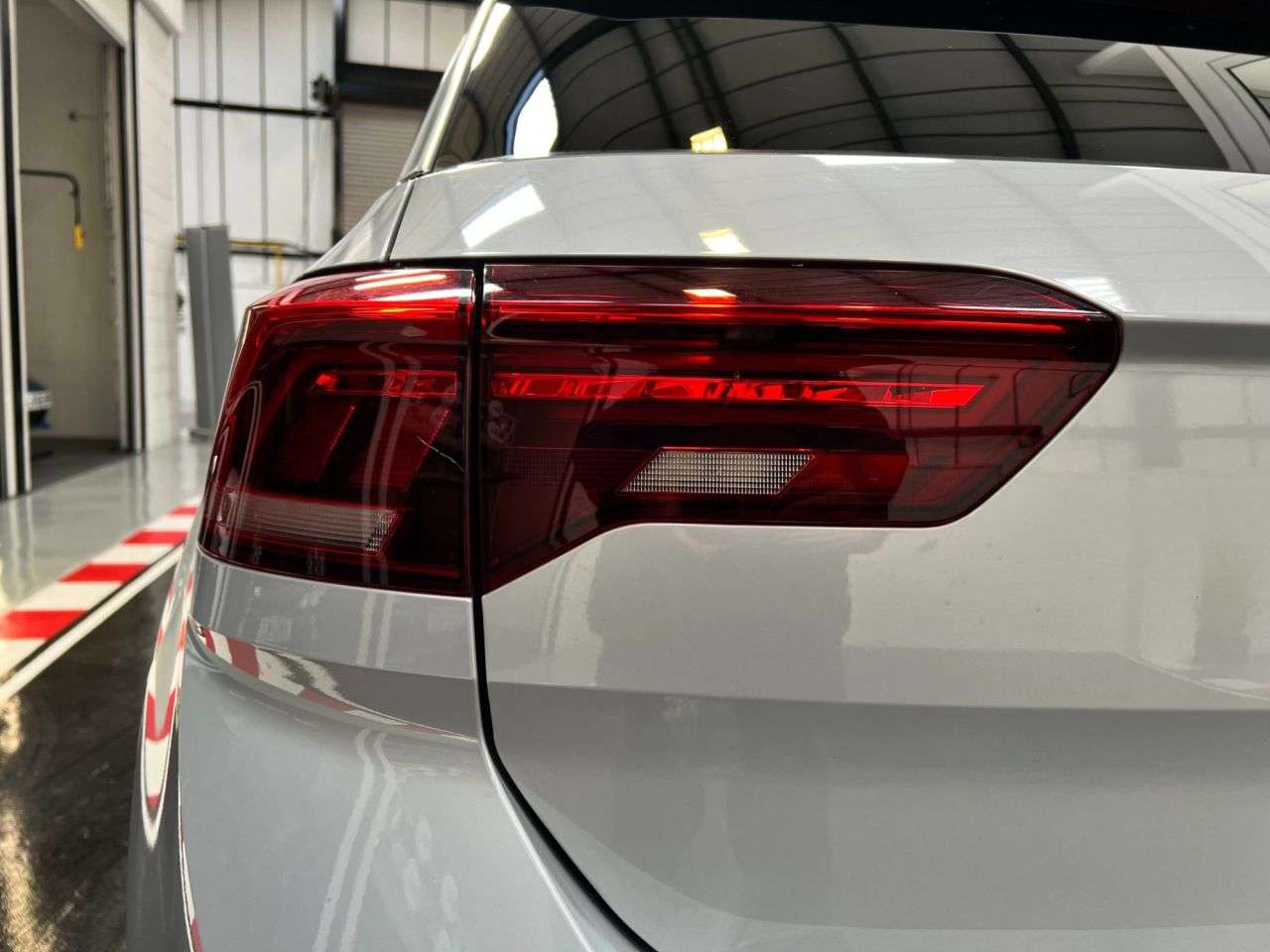 2021 VOLKSWAGEN T-ROC 2021 VOLKSWAGEN T-ROC