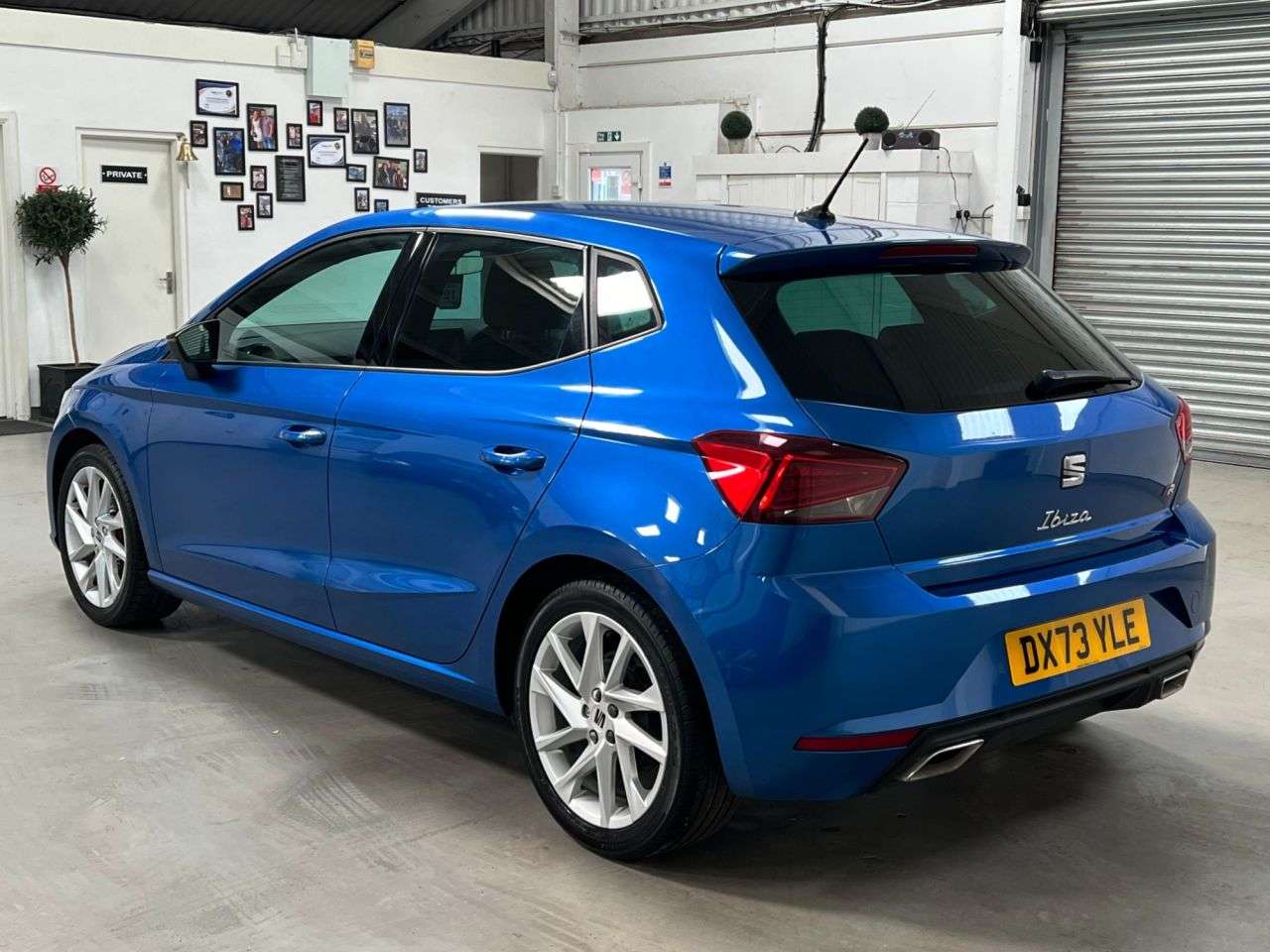 A 2023 SEAT IBIZA 1.0 TSI FR Hatchback 5dr Petrol Manual Euro 6 (s/s) (95 ps) A 2023 SEAT IBIZA 1.0 TSI FR Hatchback 5dr Petrol Manual Euro 6 (s/s) (95 ps)