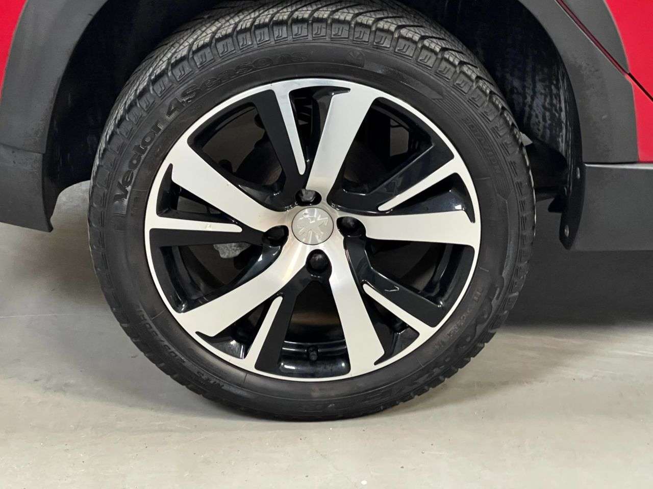 2019 PEUGEOT 2008 2019 PEUGEOT 2008