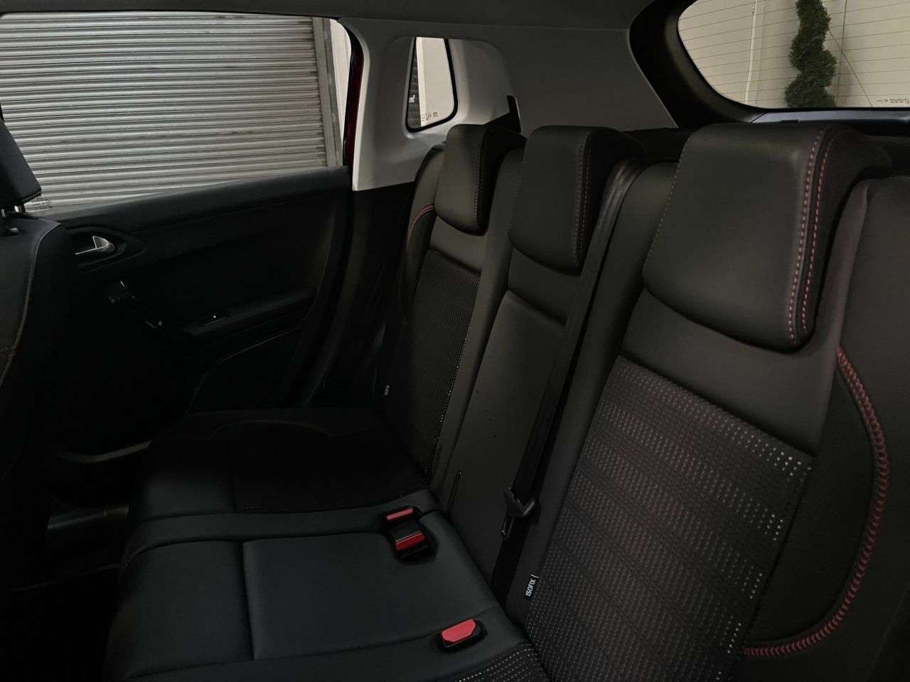 2019 PEUGEOT 2008 2019 PEUGEOT 2008