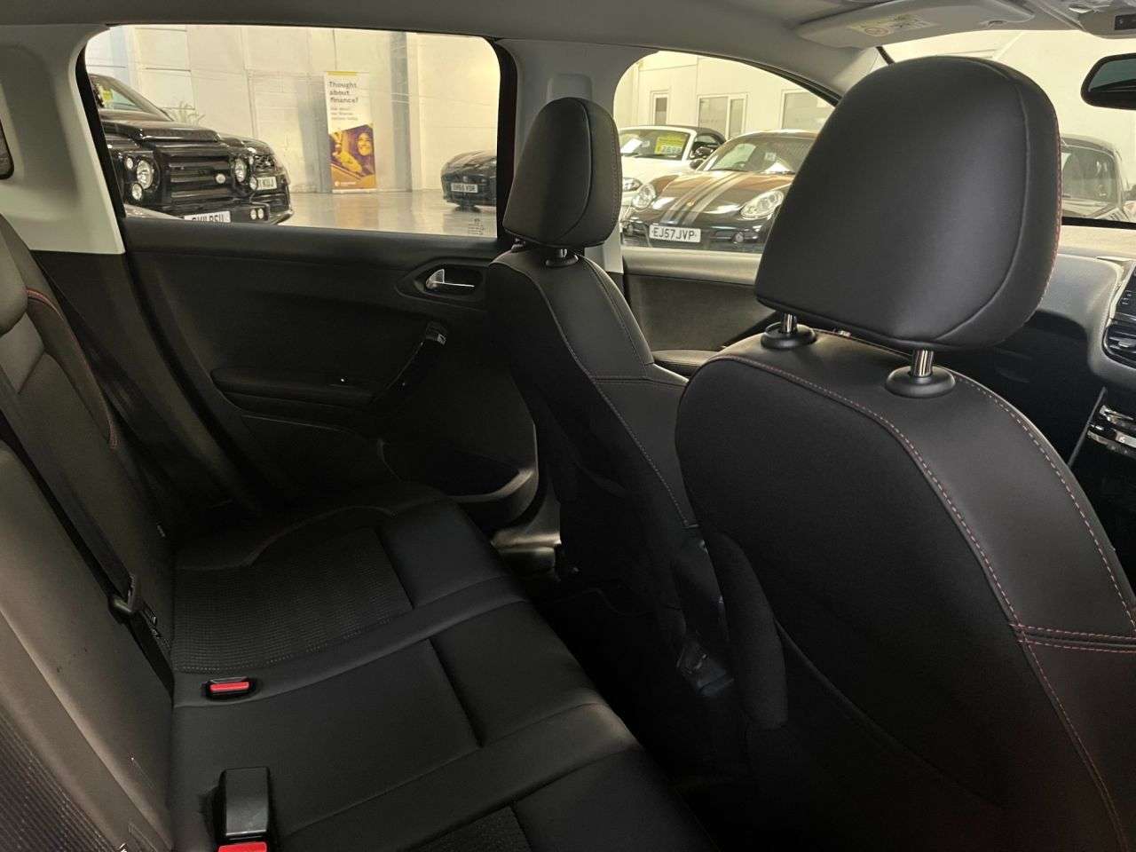 2019 PEUGEOT 2008 2019 PEUGEOT 2008