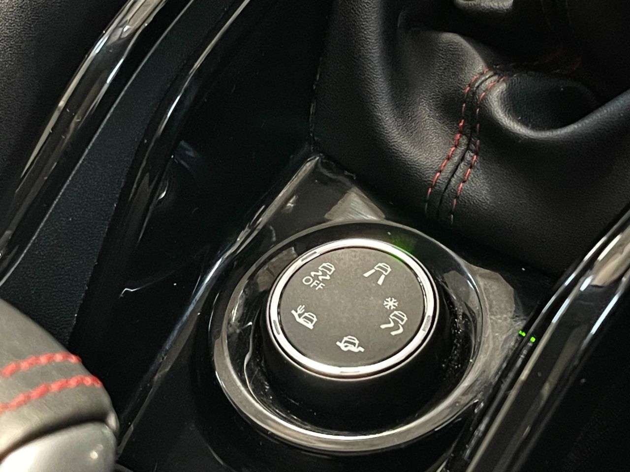 2019 PEUGEOT 2008 2019 PEUGEOT 2008