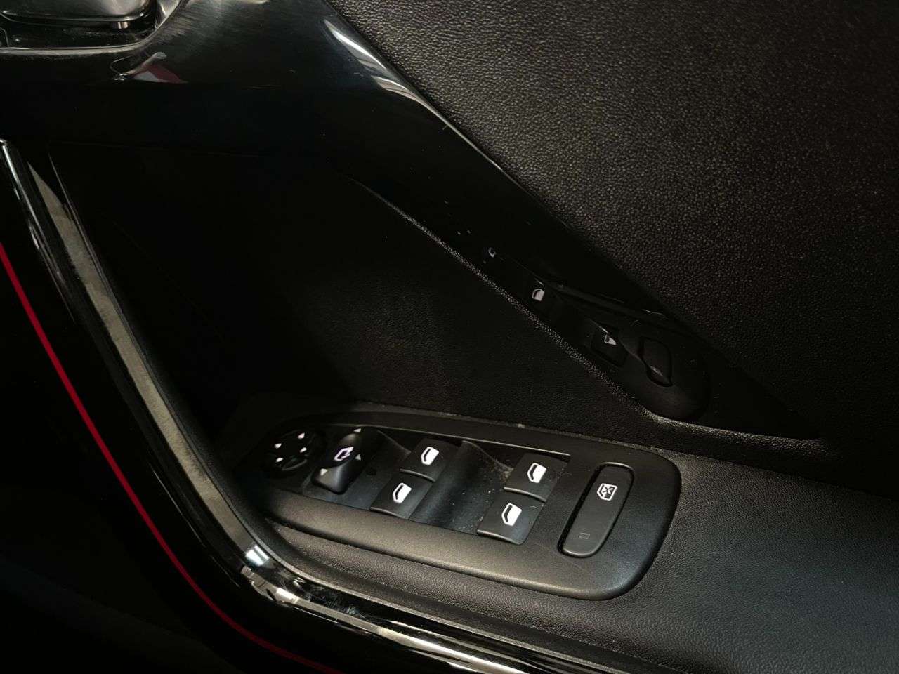 2019 PEUGEOT 2008 2019 PEUGEOT 2008