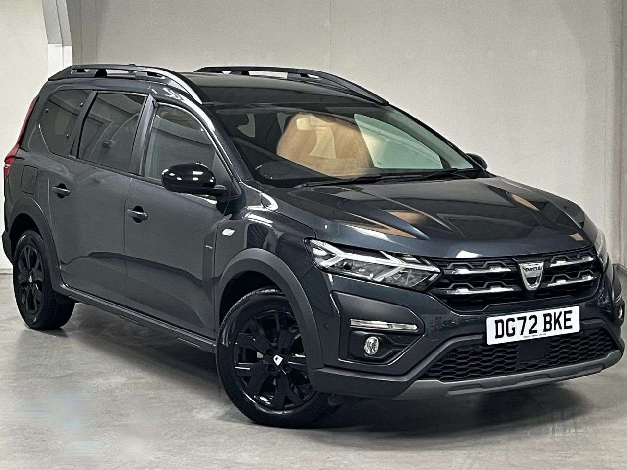 A 2022 DACIA JOGGER 1.0 TCe Extreme SE MPV 5dr Petrol Manual Euro 6 (s/s) (110 ps) A 2022 DACIA JOGGER 1.0 TCe Extreme SE MPV 5dr Petrol Manual Euro 6 (s/s) (110 ps)