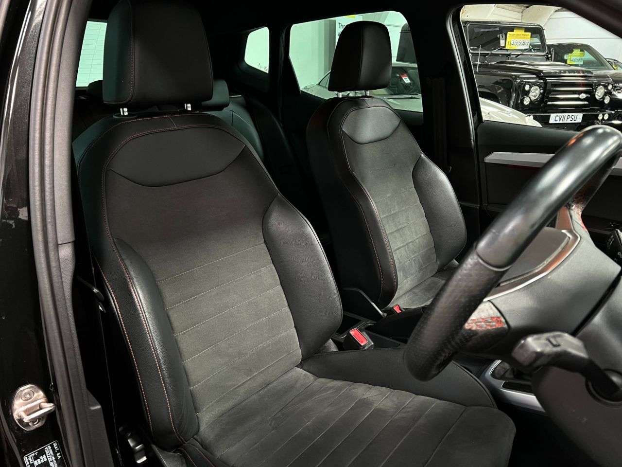 A 2022 SEAT ARONA 1.0 TSI FR Edition SUV 5dr Petrol Manual Euro 6 (s/s) (110 ps) A 2022 SEAT ARONA 1.0 TSI FR Edition SUV 5dr Petrol Manual Euro 6 (s/s) (110 ps)