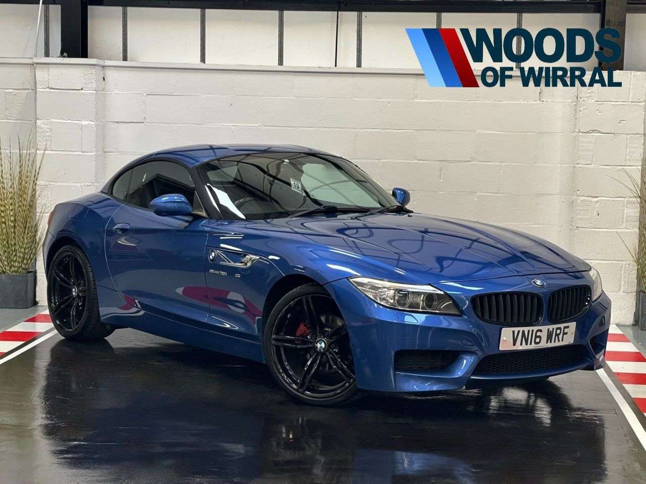 A 2016 BMW Z SERIES Z4 SDRIVE18I M SPORT ROADSTER A 2016 BMW Z SERIES Z4 SDRIVE18I M SPORT ROADSTER