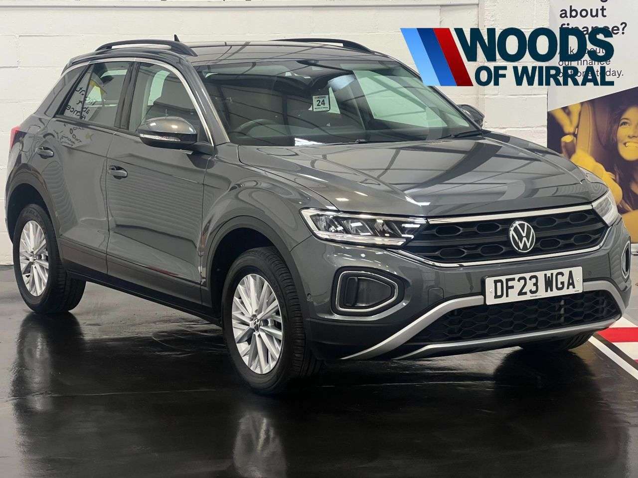 A 2023 VOLKSWAGEN T-ROC 1.5 TSI Life SUV 5dr Petrol Manual Euro 6 (s/s) (150 ps) A 2023 VOLKSWAGEN T-ROC 1.5 TSI Life SUV 5dr Petrol Manual Euro 6 (s/s) (150 ps)