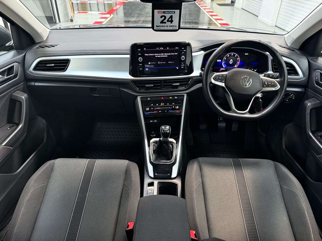 A 2023 VOLKSWAGEN T-ROC 1.5 TSI Life SUV 5dr Petrol Manual Euro 6 (s/s) (150 ps) A 2023 VOLKSWAGEN T-ROC 1.5 TSI Life SUV 5dr Petrol Manual Euro 6 (s/s) (150 ps)