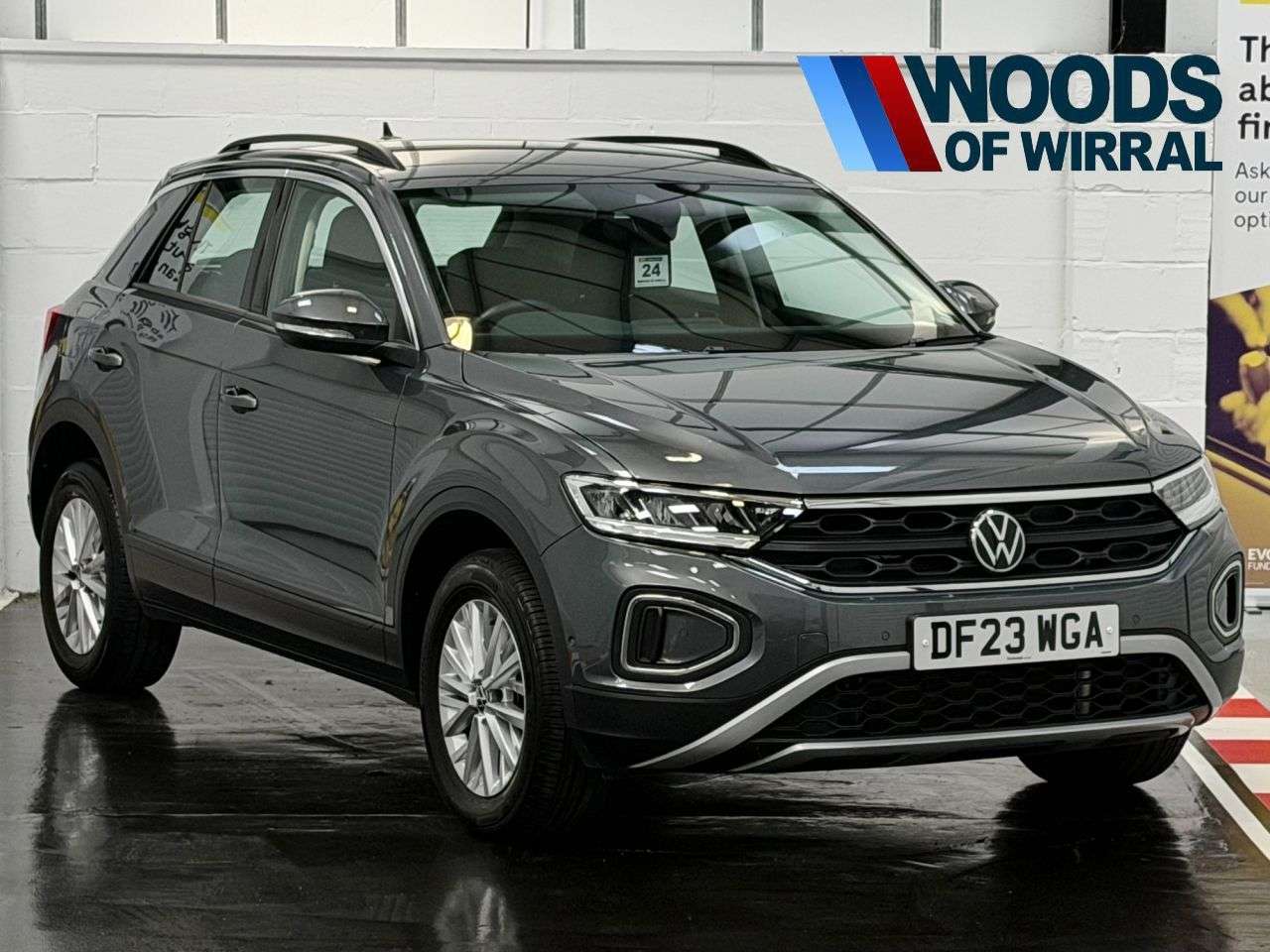 A 2023 VOLKSWAGEN T-ROC 1.5 TSI Life SUV 5dr Petrol Manual Euro 6 (s/s) (150 ps) A 2023 VOLKSWAGEN T-ROC 1.5 TSI Life SUV 5dr Petrol Manual Euro 6 (s/s) (150 ps)