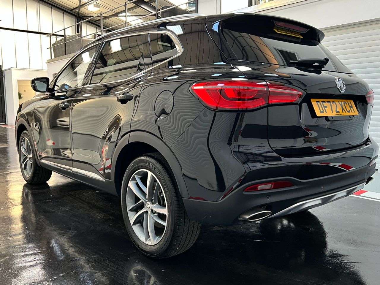 A 2023 MG MG HS 1.5 T-GDI Exclusive SUV 5dr Petrol Manual Euro 6 (s/s) (162 ps) A 2023 MG MG HS 1.5 T-GDI Exclusive SUV 5dr Petrol Manual Euro 6 (s/s) (162 ps)