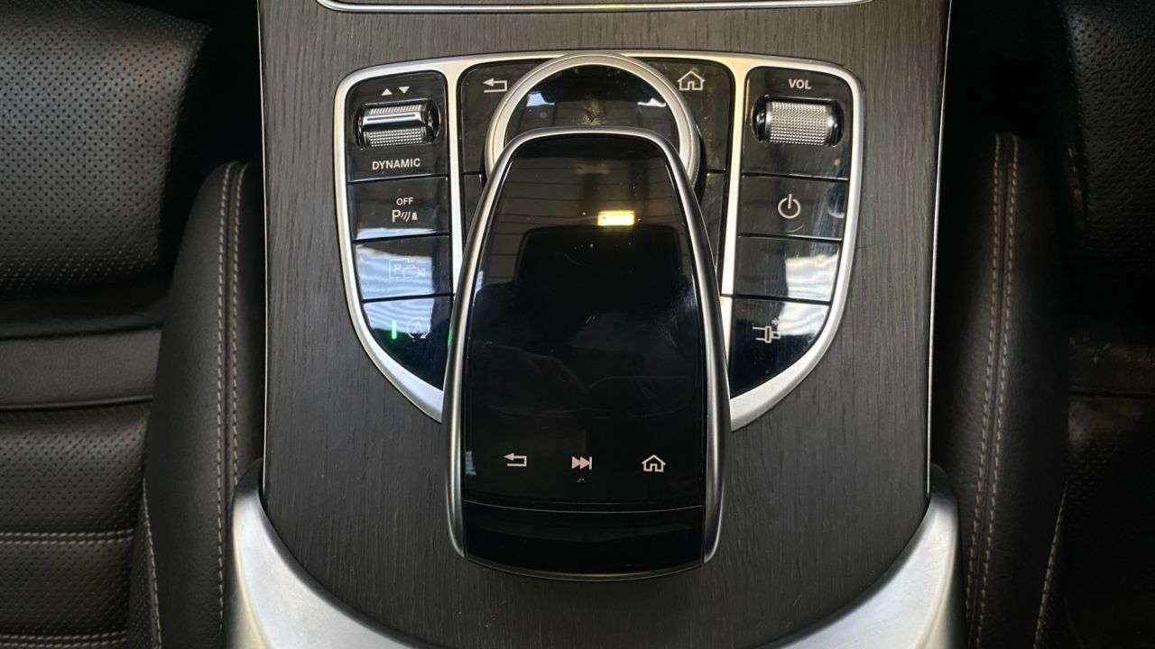 2021 MERCEDES-BENZ C-CLASS 2021 MERCEDES-BENZ C-CLASS