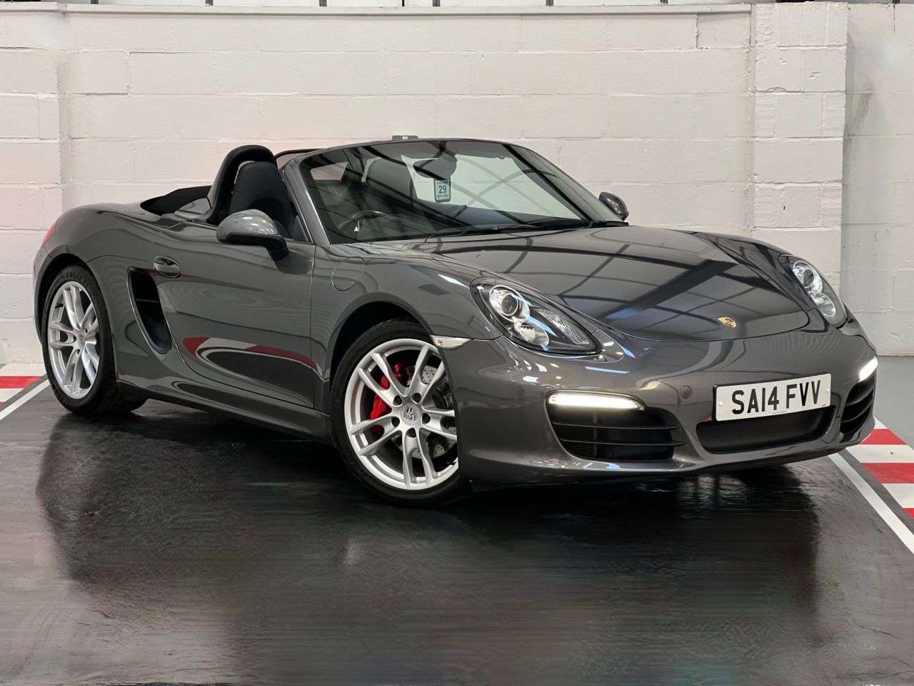 A 2014 PORSCHE BOXSTER 3.4 981 S Convertible 2dr Petrol PDK Euro 5 (s/s) (315 ps) A 2014 PORSCHE BOXSTER 3.4 981 S Convertible 2dr Petrol PDK Euro 5 (s/s) (315 ps)