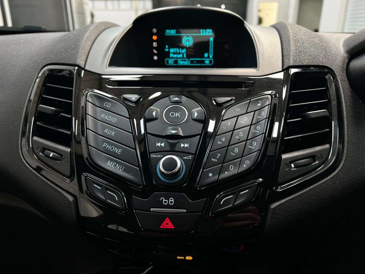 2015 FORD FIESTA 2015 FORD FIESTA