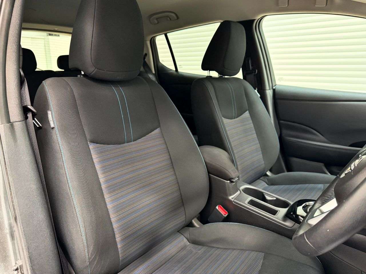 A 2023 NISSAN LEAF 39kWh N-Connecta Hatchback 5dr Electric Auto (150 ps) A 2023 NISSAN LEAF 39kWh N-Connecta Hatchback 5dr Electric Auto (150 ps)