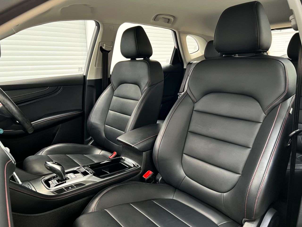 A 2021 MG MG HS 1.5 T-GDI Excite SUV 5dr Petrol DCT Euro 6 (s/s) (162 ps) A 2021 MG MG HS 1.5 T-GDI Excite SUV 5dr Petrol DCT Euro 6 (s/s) (162 ps)