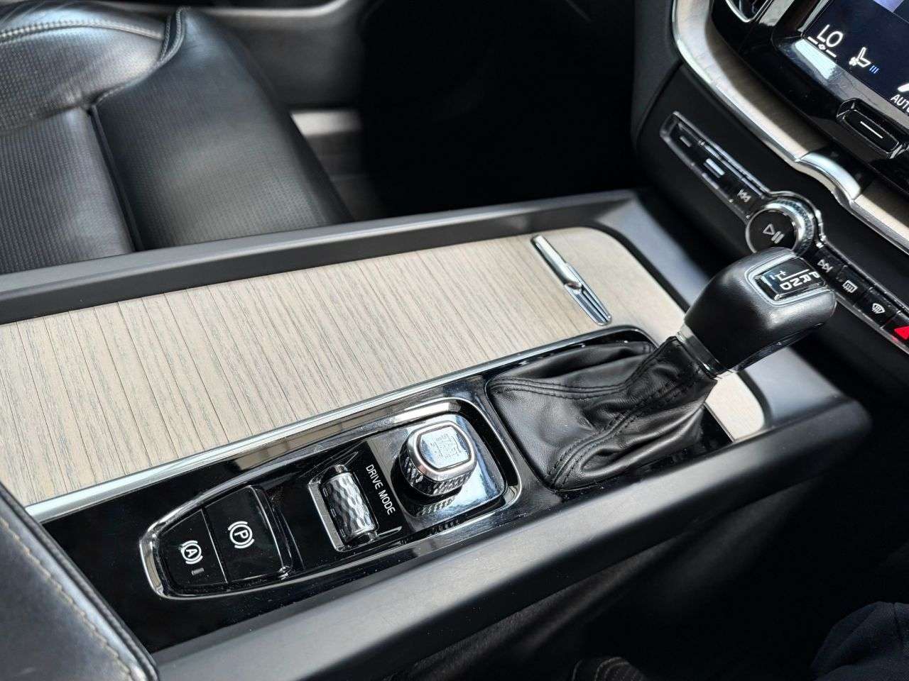 2018 VOLVO XC60 2018 VOLVO XC60