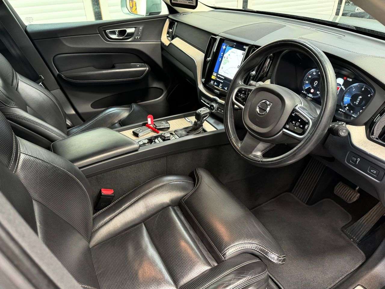 2018 VOLVO XC60 2018 VOLVO XC60