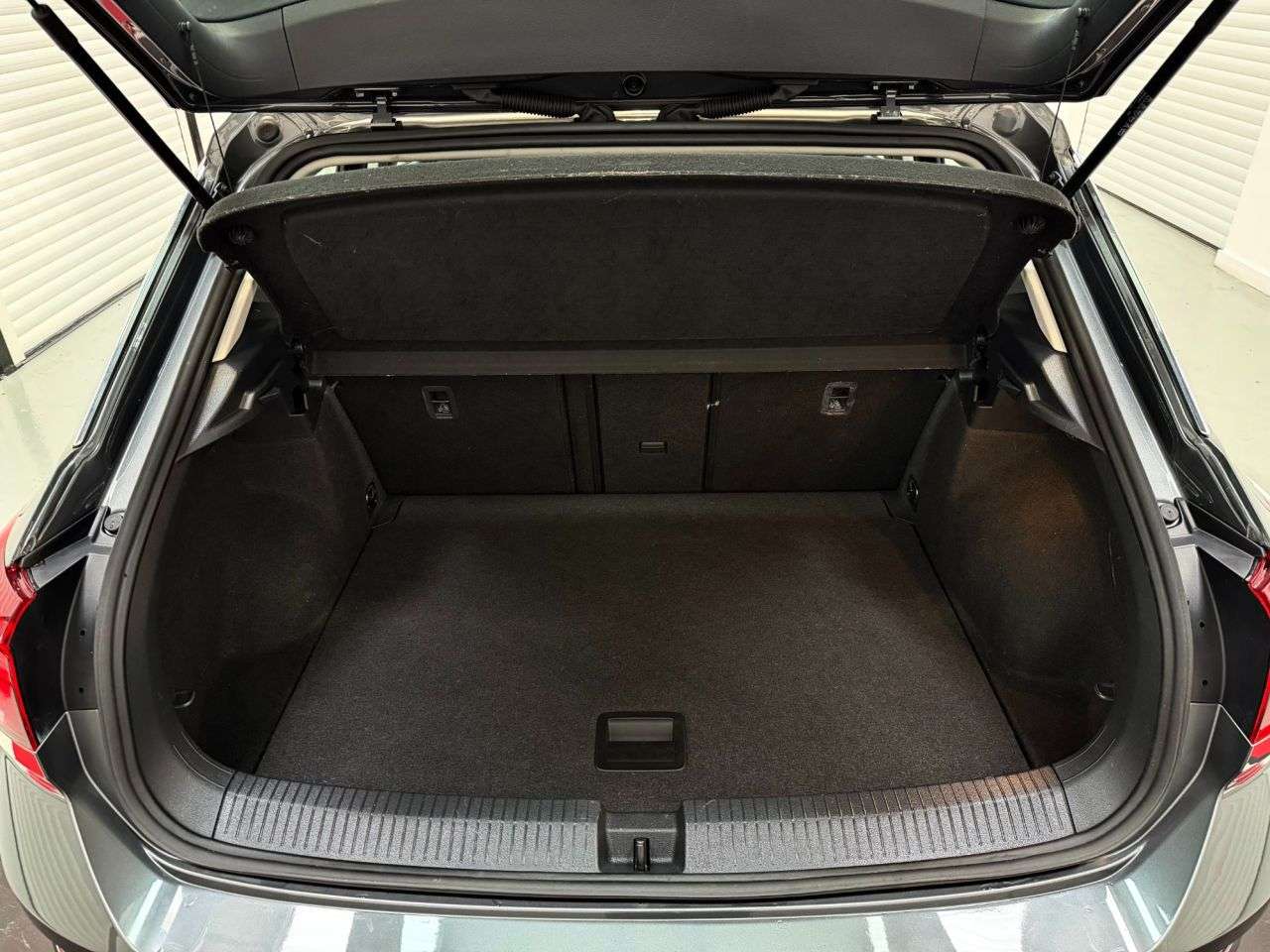 2023 VOLKSWAGEN T-ROC 2023 VOLKSWAGEN T-ROC
