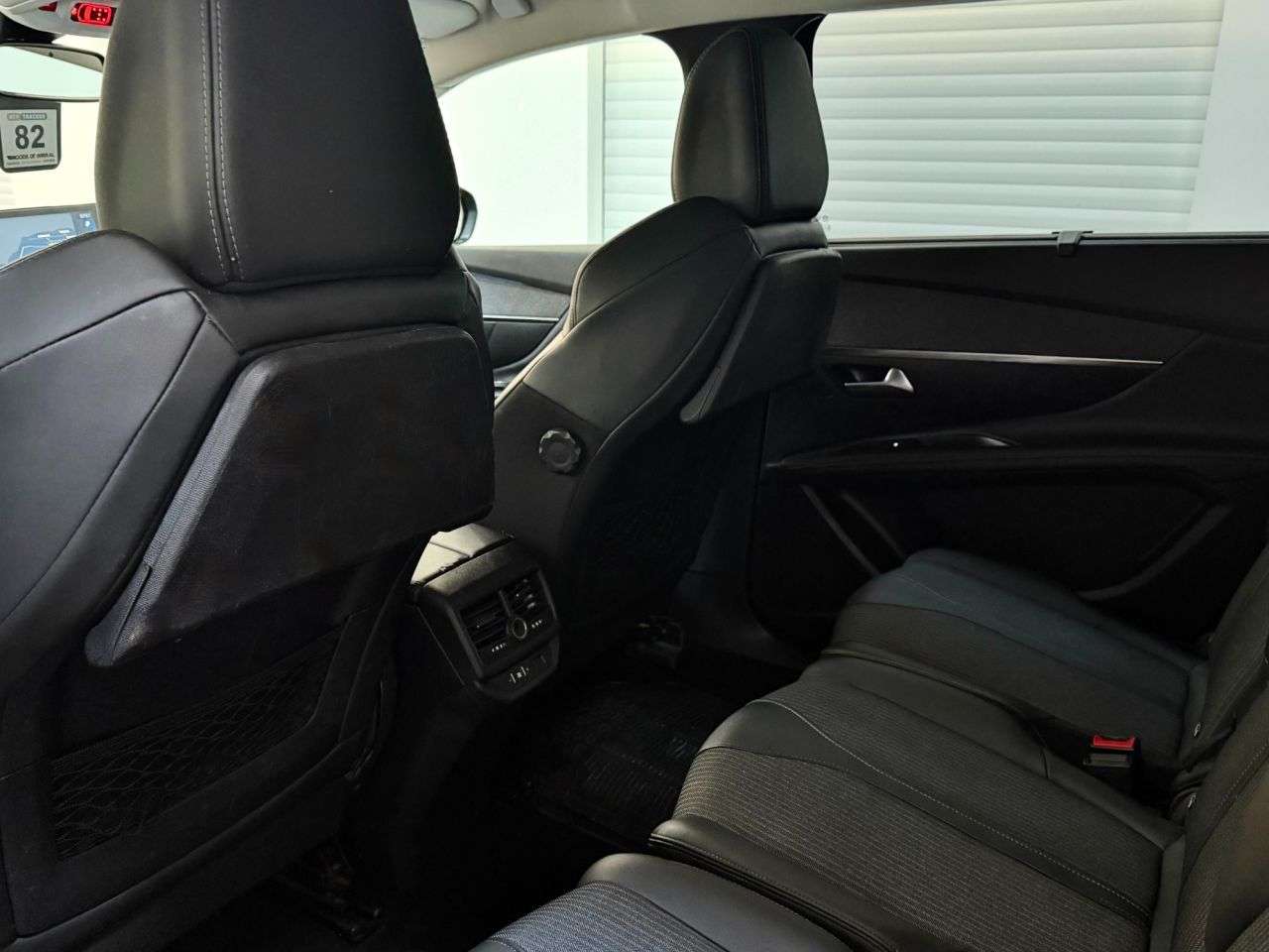 2021 PEUGEOT 5008 2021 PEUGEOT 5008