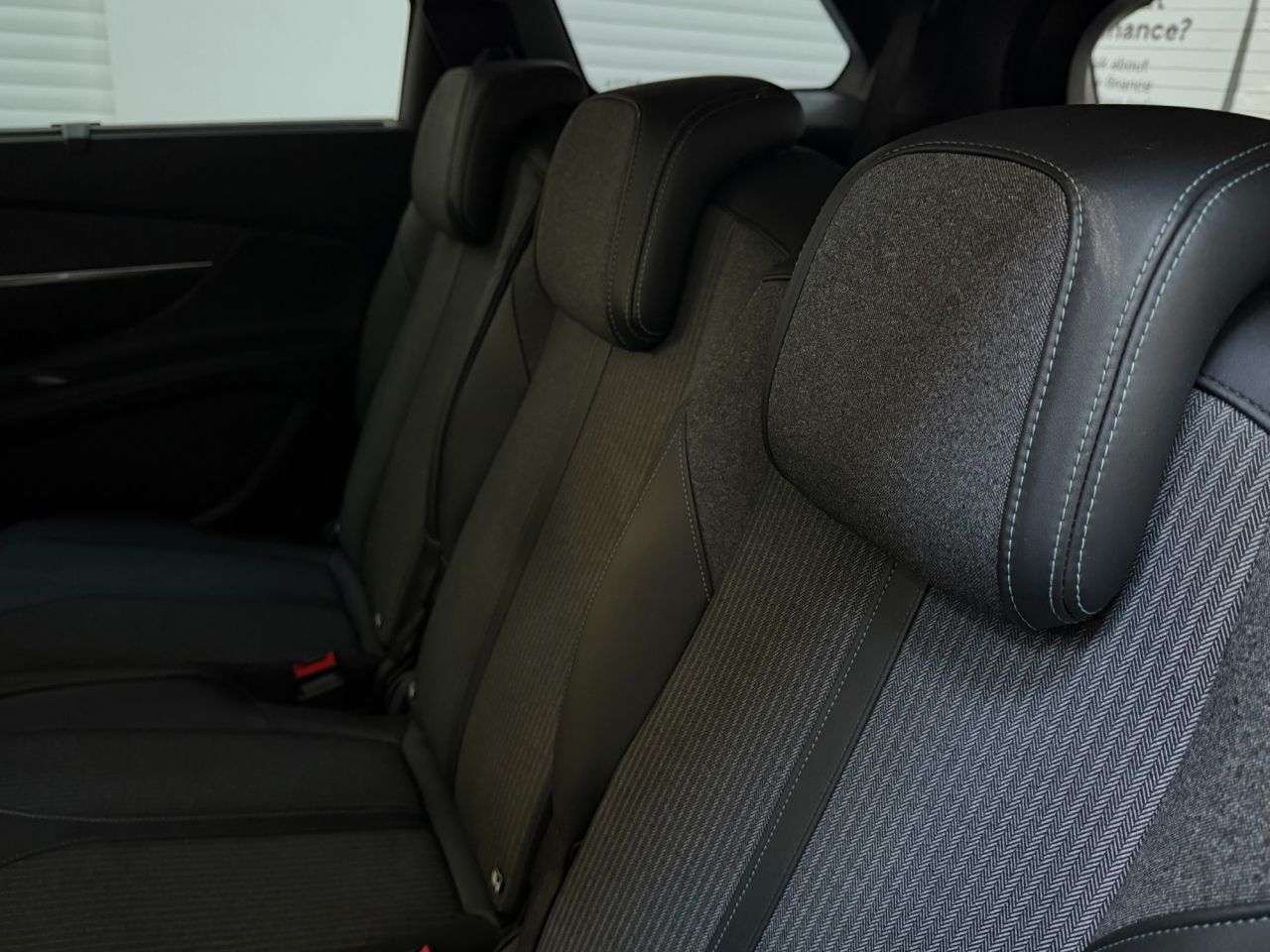 2021 PEUGEOT 5008 2021 PEUGEOT 5008