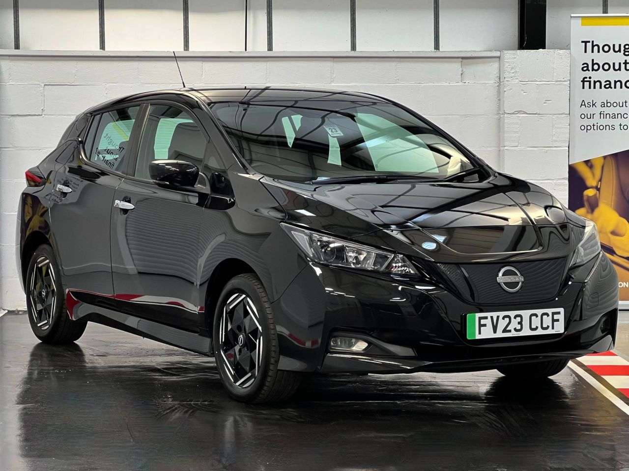 A 2023 NISSAN LEAF 39kWh Acenta Hatchback 5dr Electric Auto (150 ps) A 2023 NISSAN LEAF 39kWh Acenta Hatchback 5dr Electric Auto (150 ps)