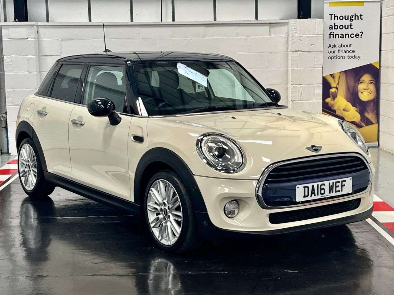 A 2016 MINI HATCH 1.5 Cooper Hatchback 5dr Petrol Auto Euro 6 (s/s) (136 ps) A 2016 MINI HATCH 1.5 Cooper Hatchback 5dr Petrol Auto Euro 6 (s/s) (136 ps)