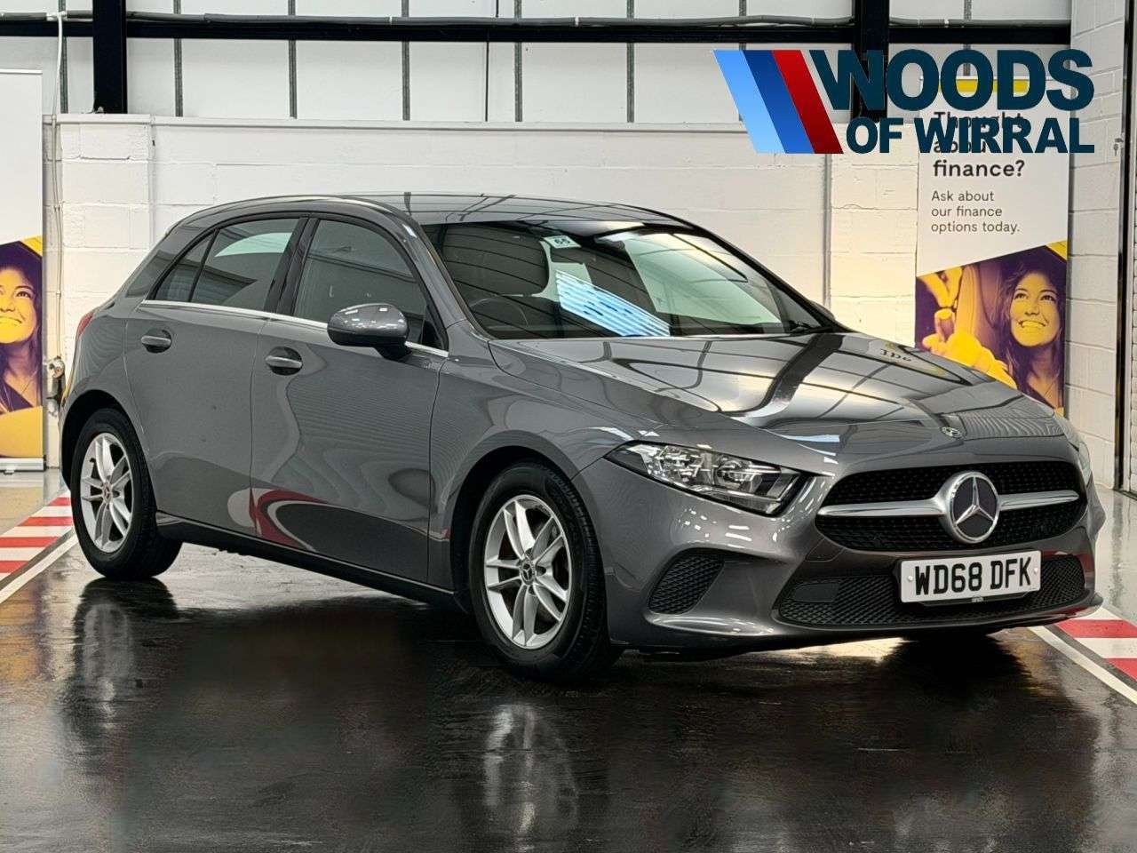 A 2018 MERCEDES-BENZ A-CLASS 1.5 A180d SE Hatchback 5dr Diesel 7G-DCT Euro 6 (s/s) (116 ps) A 2018 MERCEDES-BENZ A-CLASS 1.5 A180d SE Hatchback 5dr Diesel 7G-DCT Euro 6 (s/s) (116 ps)