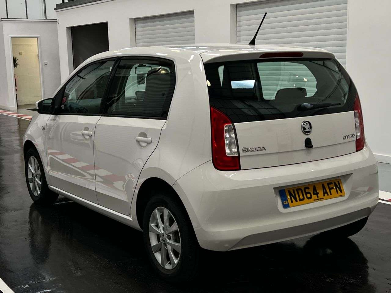 A 2014 SKODA CITIGO 1.0 MPI Elegance Hatchback 5dr Petrol ASG Euro 5 (75 ps) A 2014 SKODA CITIGO 1.0 MPI Elegance Hatchback 5dr Petrol ASG Euro 5 (75 ps)
