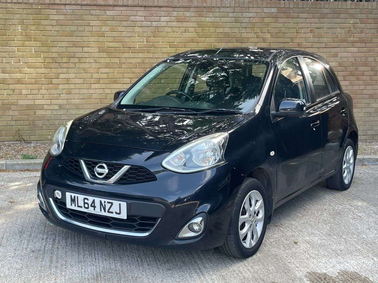 A 2014 NISSAN MICRA 1.2 Acenta Hatchback 5dr Petrol CVT Euro 5 (80 ps) A 2014 NISSAN MICRA 1.2 Acenta Hatchback 5dr Petrol CVT Euro 5 (80 ps)