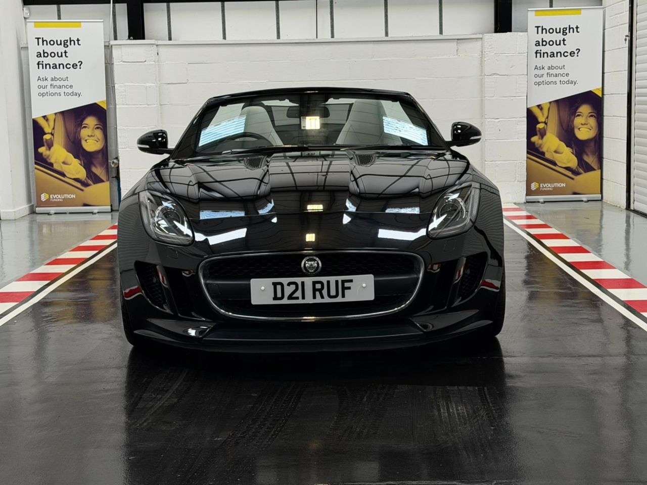 2013 JAGUAR F-TYPE 2013 JAGUAR F-TYPE