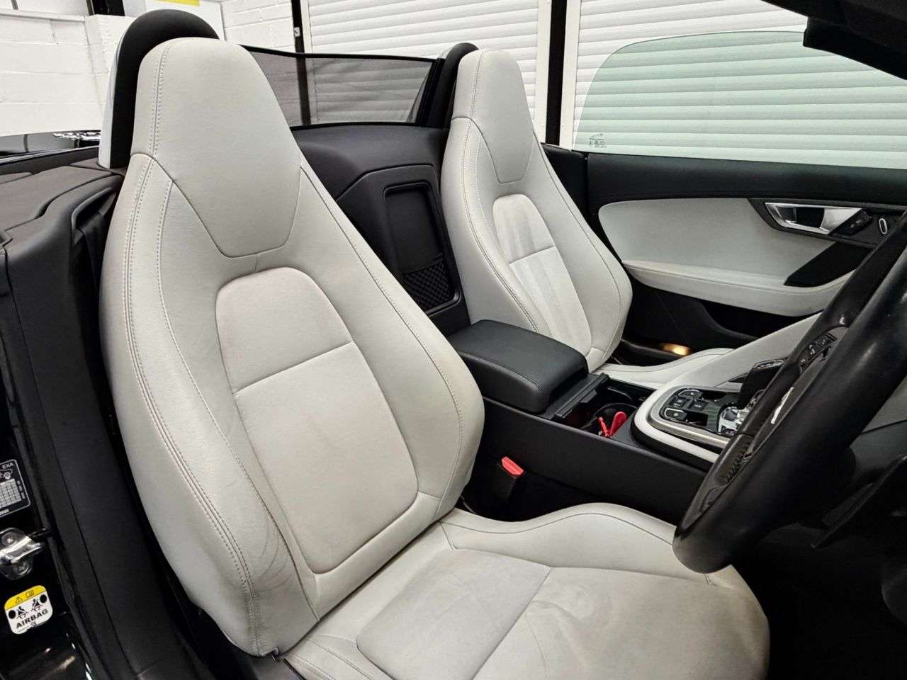 2013 JAGUAR F-TYPE 2013 JAGUAR F-TYPE