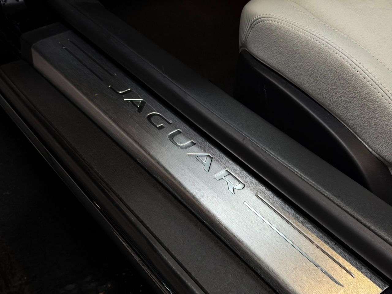 2013 JAGUAR F-TYPE 2013 JAGUAR F-TYPE