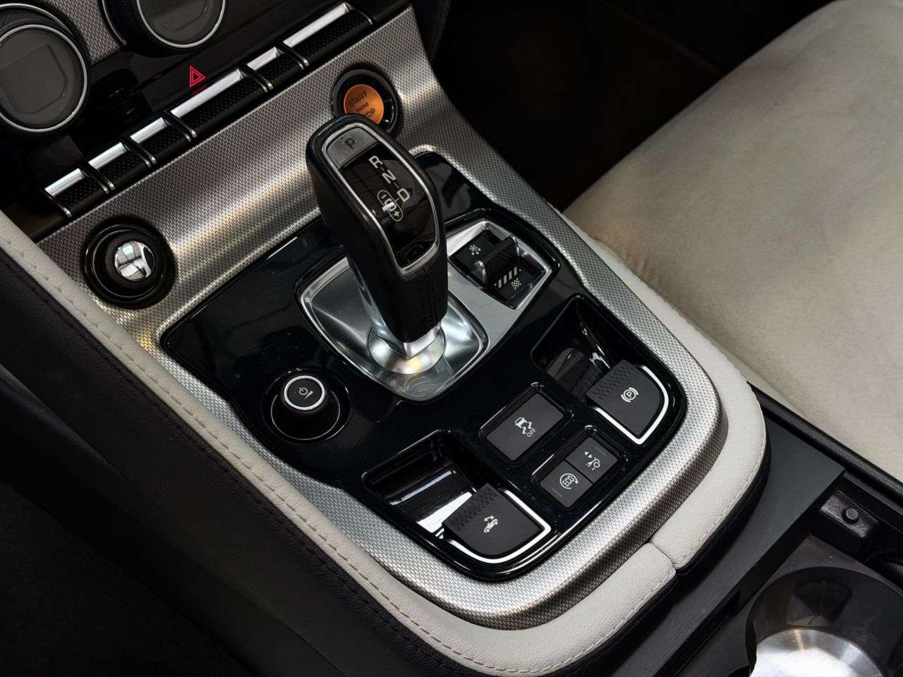 2013 JAGUAR F-TYPE 2013 JAGUAR F-TYPE