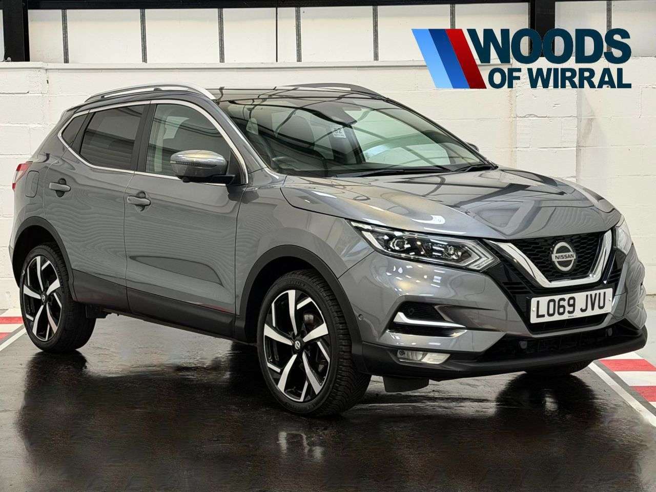 A 2019 NISSAN QASHQAI 1.3 DIG-T Tekna SUV 5dr Petrol DCT Auto Euro 6 (s/s) (160 ps) A 2019 NISSAN QASHQAI 1.3 DIG-T Tekna SUV 5dr Petrol DCT Auto Euro 6 (s/s) (160 ps)