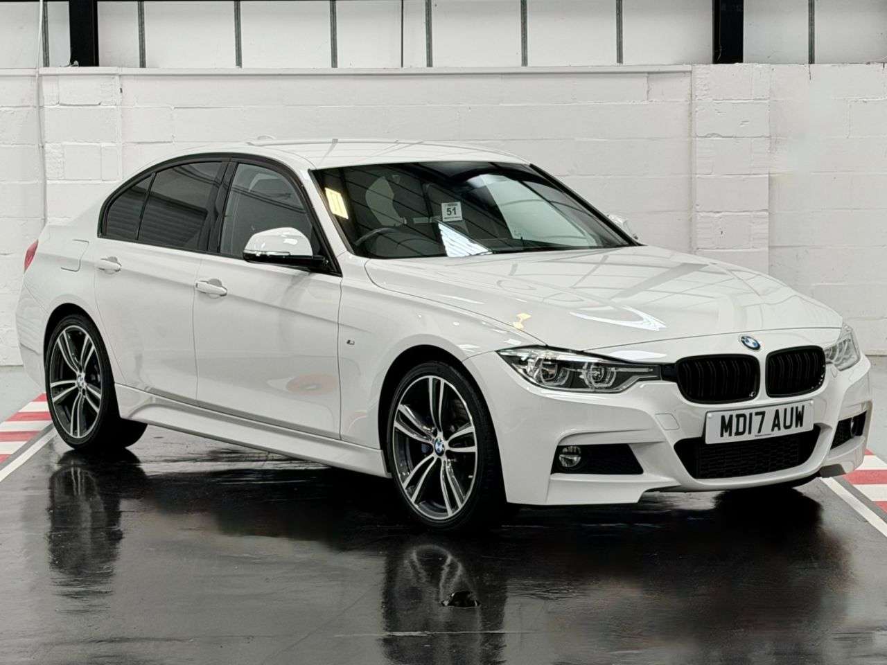 A 2017 BMW 3 SERIES 2.0 320d M Sport Saloon 4dr Diesel Auto Euro 6 (s/s) (190 ps) A 2017 BMW 3 SERIES 2.0 320d M Sport Saloon 4dr Diesel Auto Euro 6 (s/s) (190 ps)